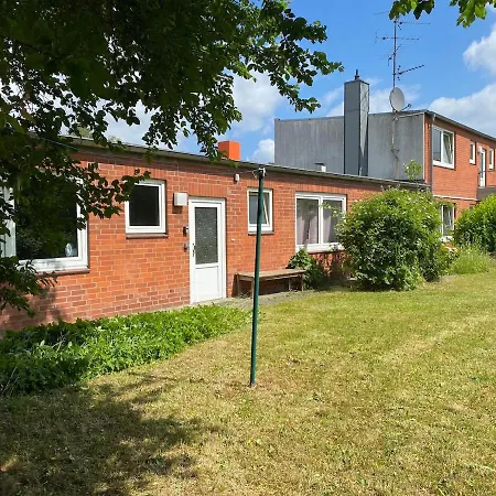 Apartament Gemuetlich 1, Netflix Und Kaffee Frei, Parken Vor Der Tuer Lubeka